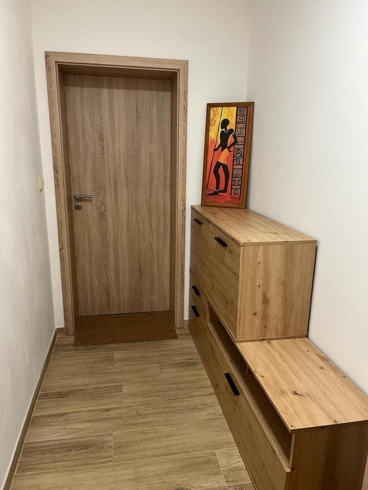 Apartman Kuga Мікулов Екстер'єр фото